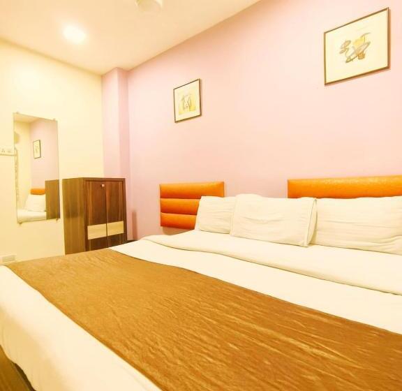 Quarto Economy, Amfahh