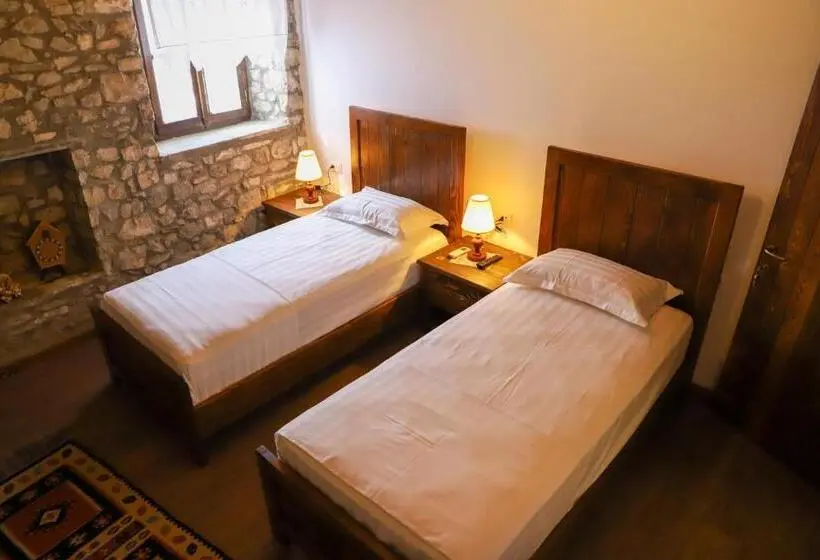 اتاق لوکس, Koroni Boutique