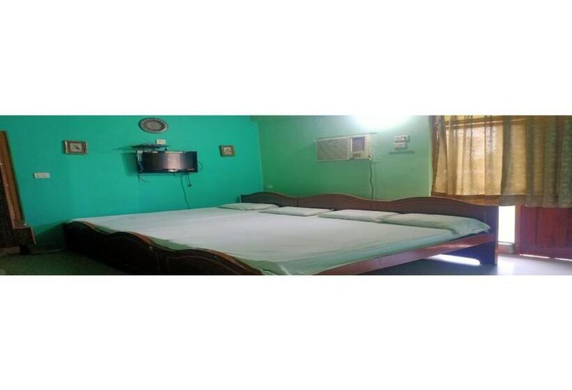 חדר סופריור, New Sarnath Guest House