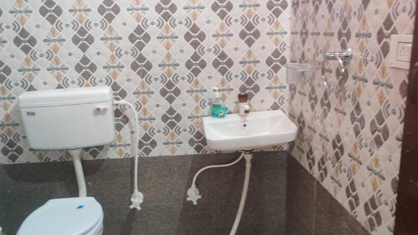 Трехместный Номер Классика, Oyo 81334 Star Inn