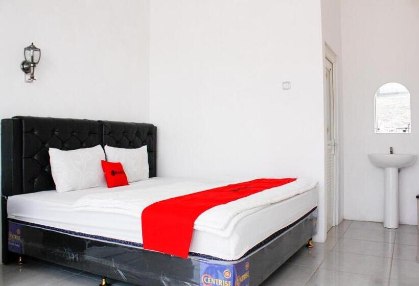Номер Deluxe, Reddoorz Syariah Near Kawasan Wisata Gunung Prau Dieng
