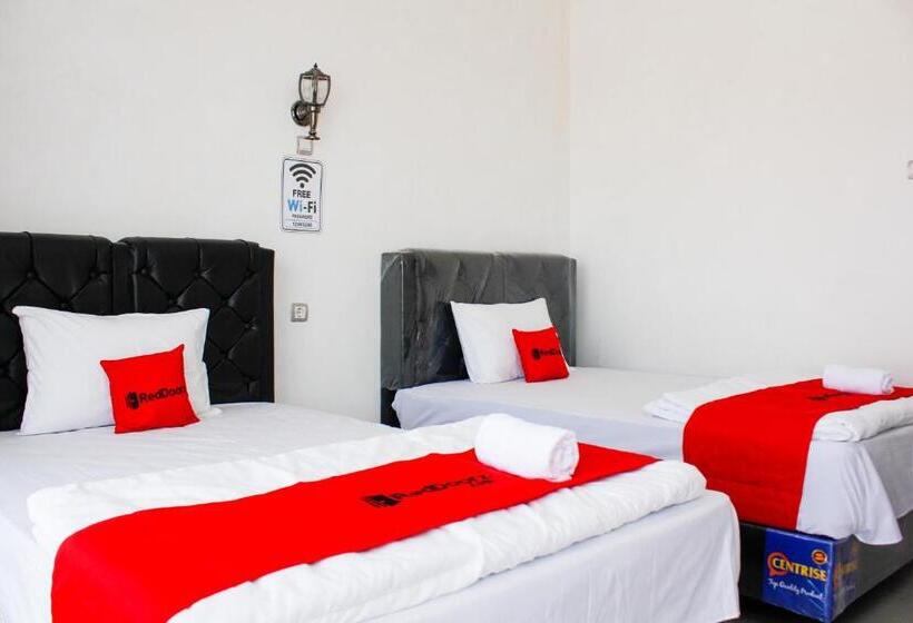 חדר דלוקס, Reddoorz Syariah Near Kawasan Wisata Gunung Prau Dieng