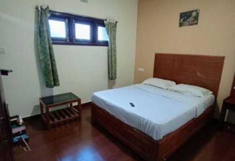Номер Deluxe, Fabhotel Sri Guhan Eiite
