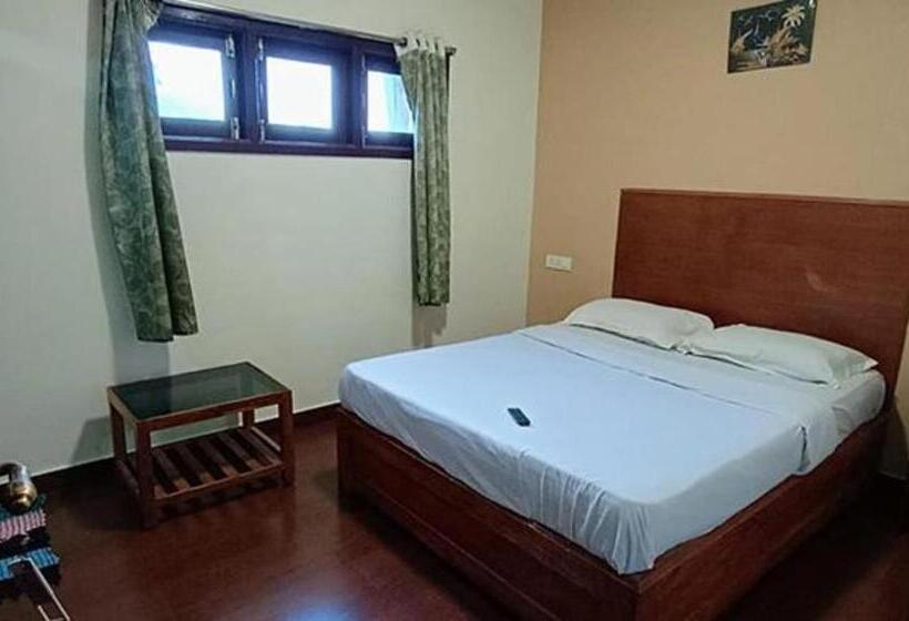 デラックスルーム, Fabhotel Sri Guhan Eiite