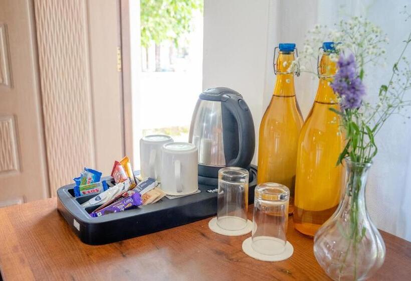 غرفة ديلوكس, Dhanrains Moonlight Retreat Cottages