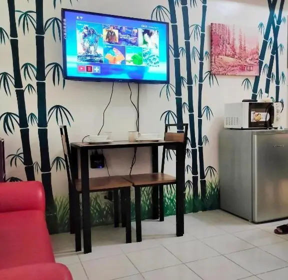 バルコニー付きスタンダードステューディオ, Tagaytay Condo Staycation