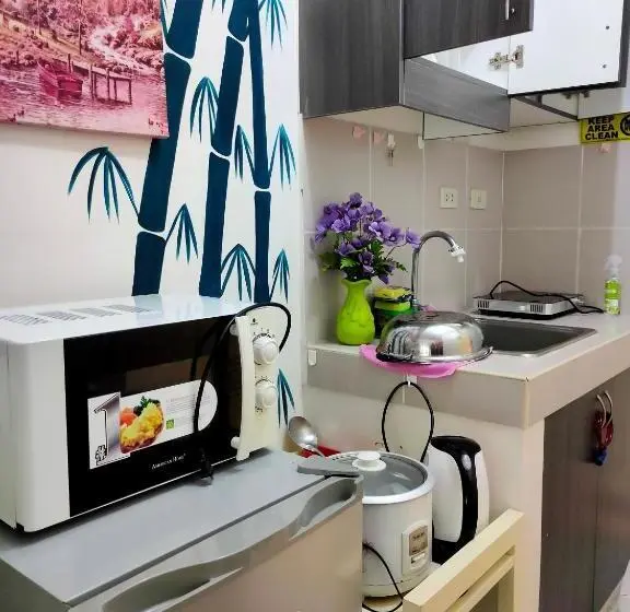 バルコニー付きスタンダードステューディオ, Tagaytay Condo Staycation