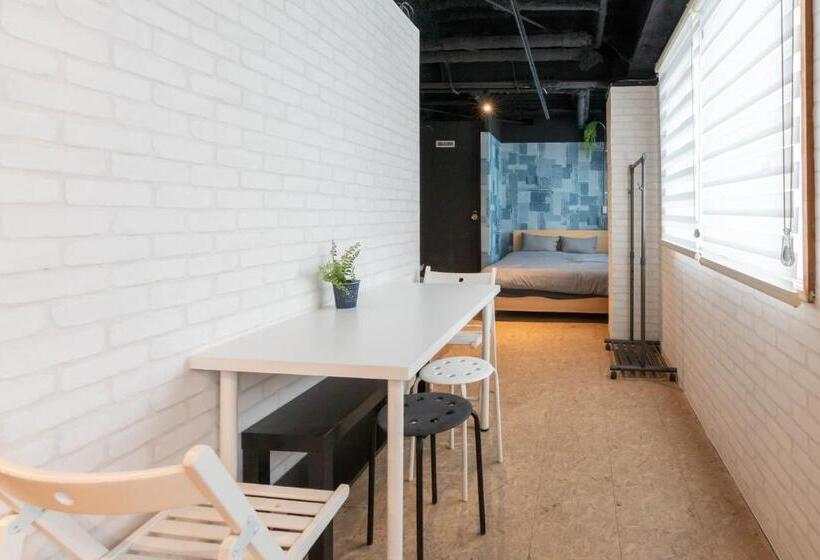 Apartament Deluxe 1 Dormitori, U.house