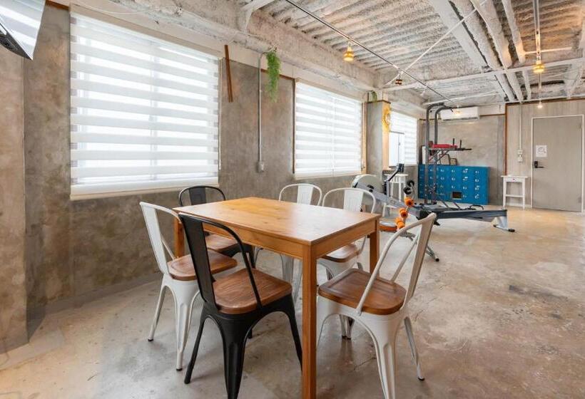 Apartament Superior 1 Dormitori, U.house