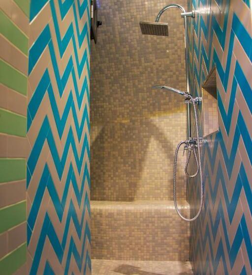 استودیوی استاندارد, Alma Megaris