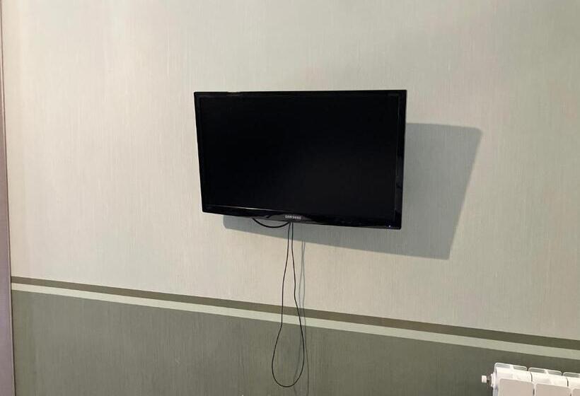 استودیوی استاندارد, Alma Megaris