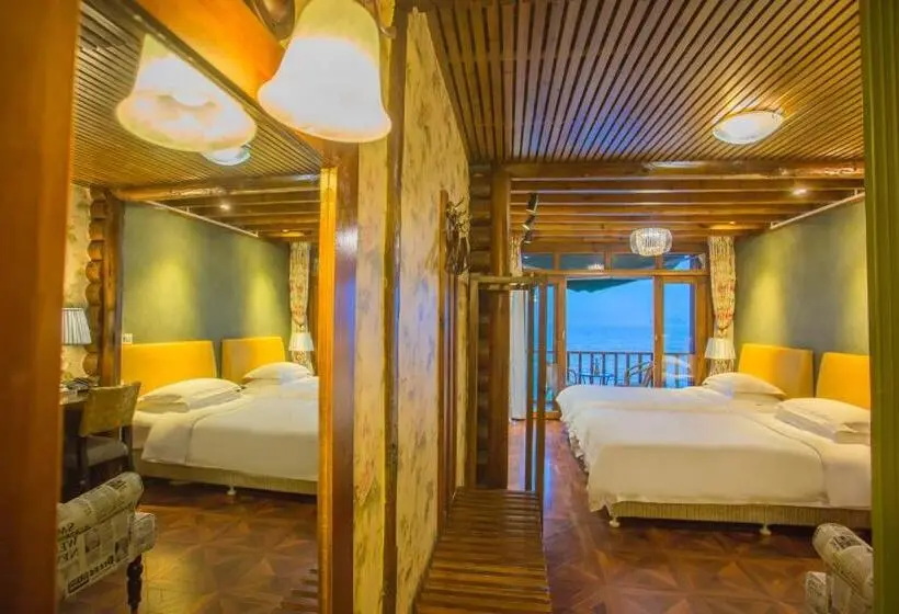 バルコニー付きスタンダードルーム, Lugu Lake In Love Inn Hostel