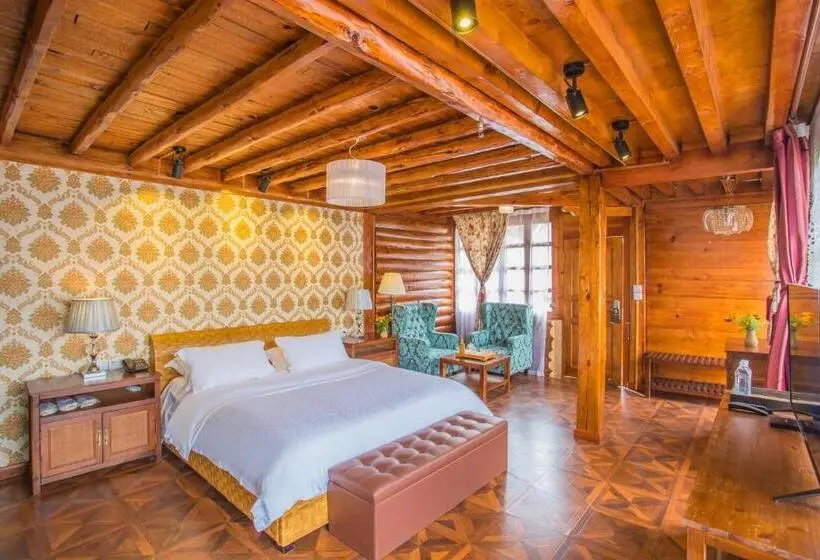 庭の見えるジュニアスイート, Lugu Lake In Love Inn Hostel