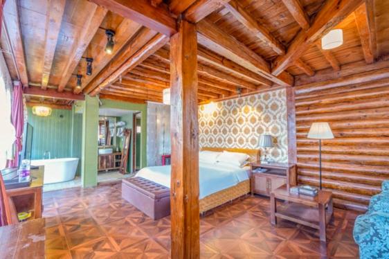 جناح جونيور مطل على الحديقة, Lugu Lake In Love Inn Hostel