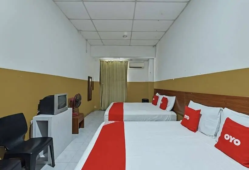 Perhesviitti, Maple Hotel By Oyo