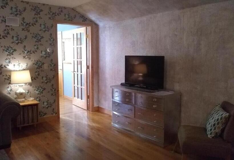 Люкс Повышенной Комфортности, Bed And Breakfast Suite At The Wooded Retreat