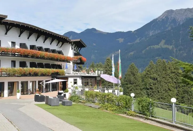 バルコニー付きシングルスタンダードルーム, Allgäuer Bergbad