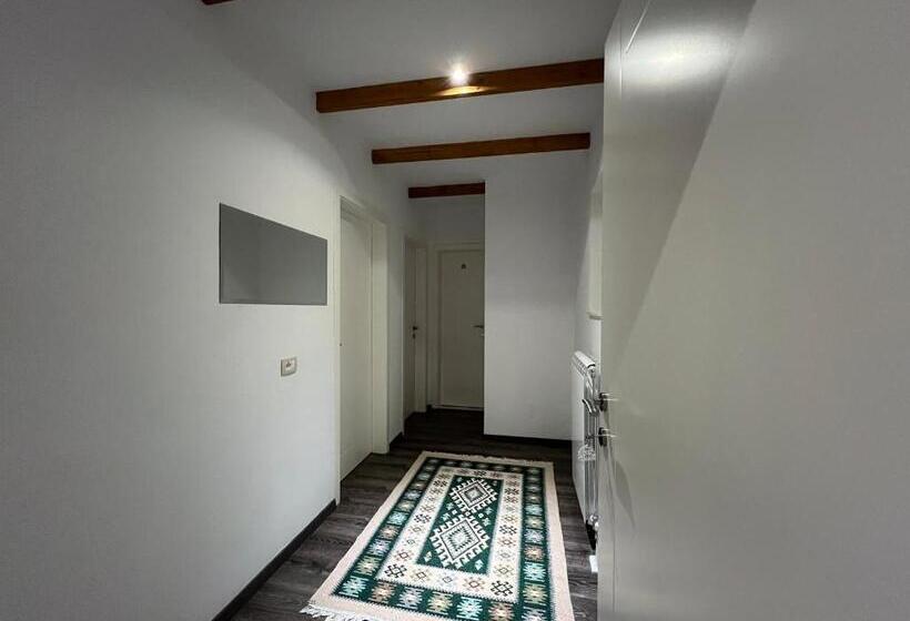 חדר משפחתי נוף להרים, Chestnut Hill