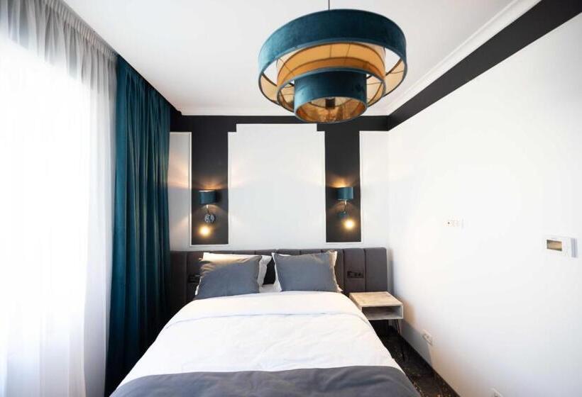 Апартаменты 1 Спальня с Балконом, Opera