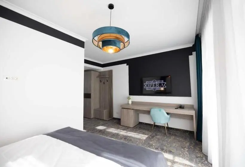 Appartement met 1 Slaapkamer en Balkon, Opera