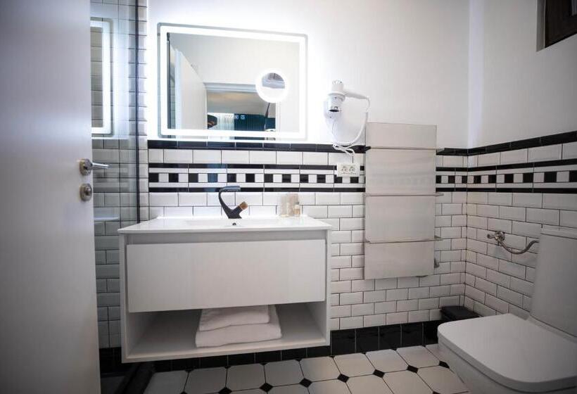 Номер Deluxe с Балконом, Opera