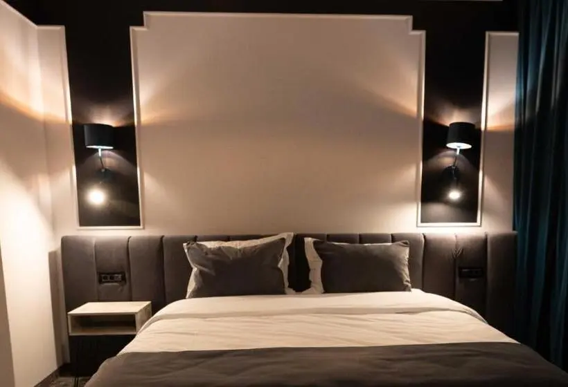 Appartement met 1 Slaapkamer en Balkon, Opera