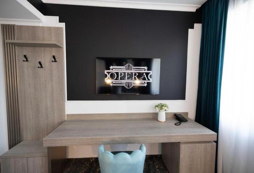 Апартаменты 1 Спальня с Балконом, Opera