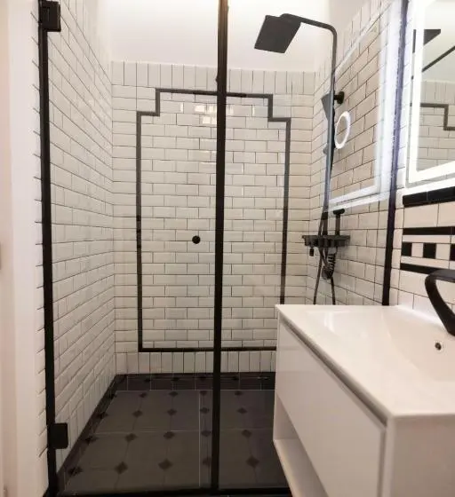 Appartement met 1 Slaapkamer en Balkon, Opera