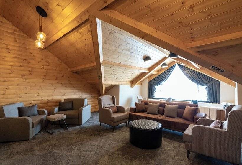 سوئیت پرزیدنت, Sarpi̇no Mountai̇n