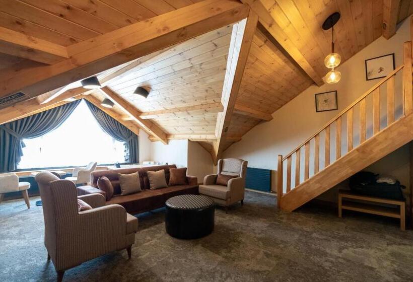 سوئیت پرزیدنت, Sarpi̇no Mountai̇n