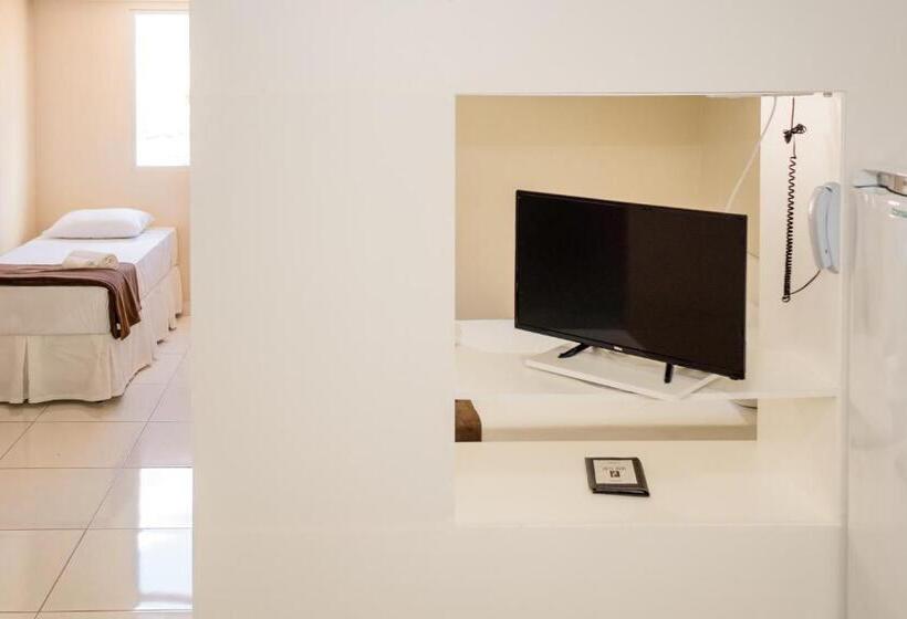 스탠다드 싱글 룸, Iron Flat Residence Service