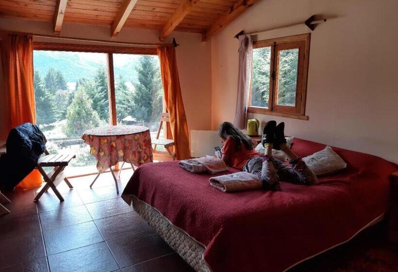 Suite with lake view, El Tuki