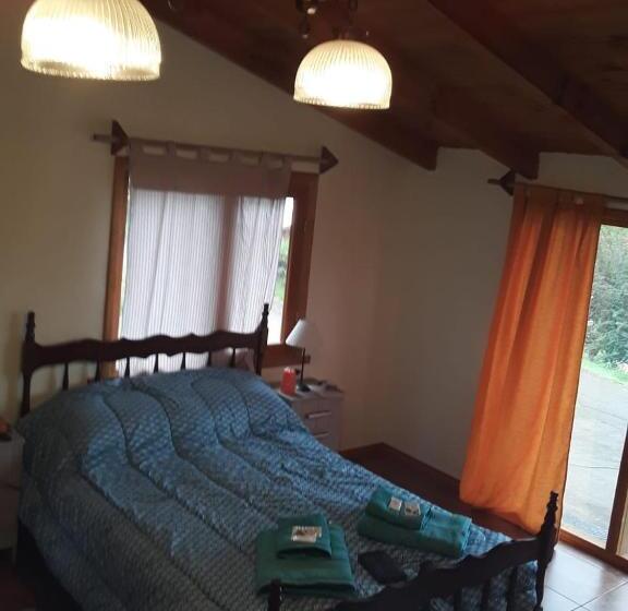 Suite with lake view, El Tuki