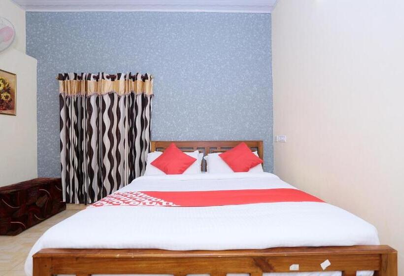 トリプルクラシックルーム, Oyo Flagship Hotel Munnar Kairali