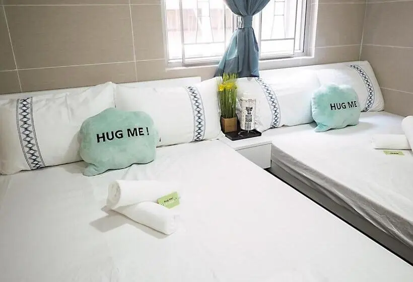 اتاق استاندارد چهار تخته, Hk International Hostel