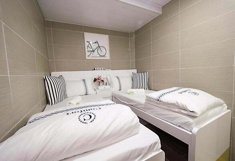 اتاق استاندارد, Hk International Hostel