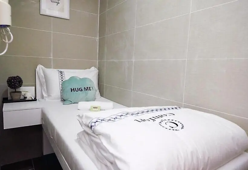 اتاق استاندارد  یک ‌نفره, Hk International Hostel
