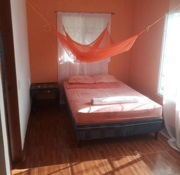 اتاق لوکس, Amy S Room