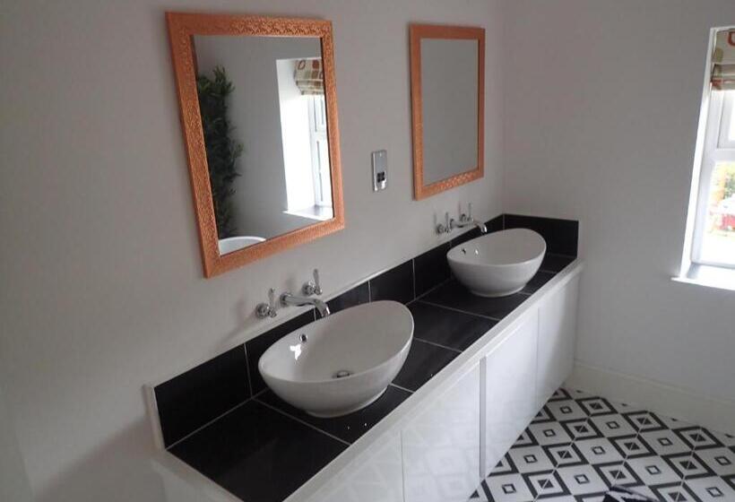 חדר סטנדרט עם מיטת קינג, Dol Llan Mansion