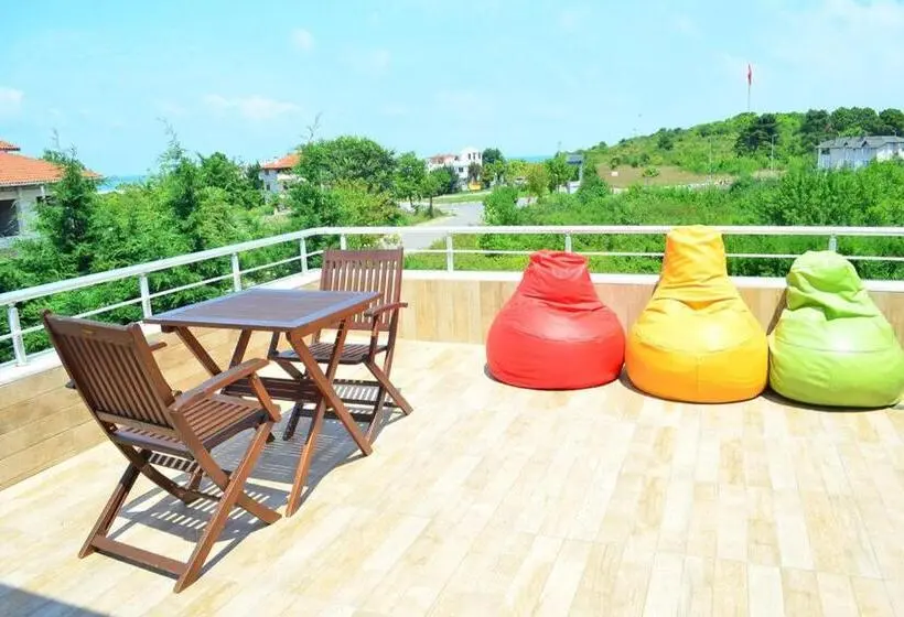 سوئیت جونیور با تراس, Butterfly Boutique Hotel Ağva