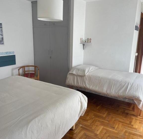 غرفة قياسية ثلاثية, Albergo Mologna