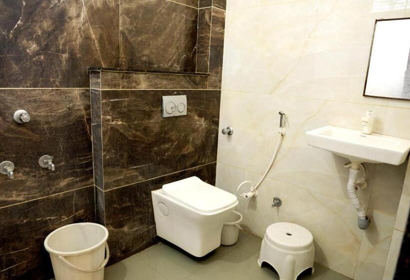 חדר דלוקס, The Villa,sanawad