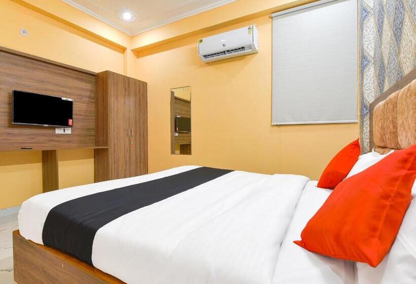 디럭스 룸 킹사이즈 침대, Vibha Palace