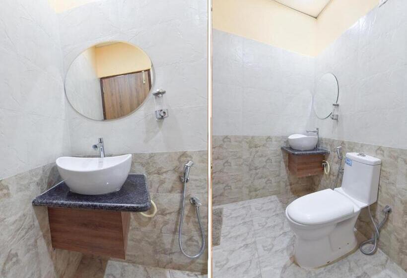 디럭스 룸 킹사이즈 침대, Vibha Palace