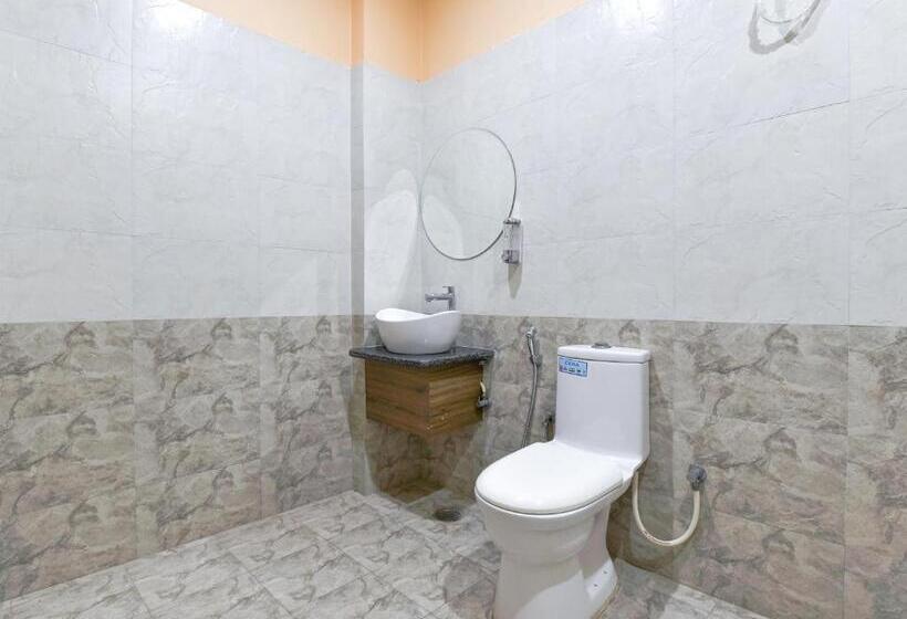 디럭스 룸 킹사이즈 침대, Vibha Palace