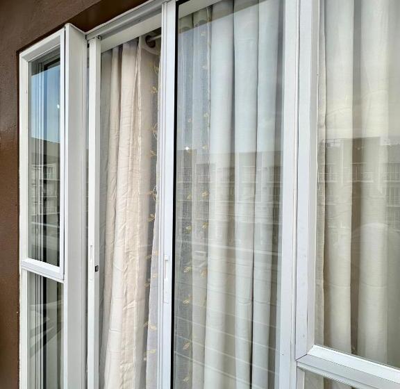 디럭스 스튜디오, Minglanilla Modena Townsquare