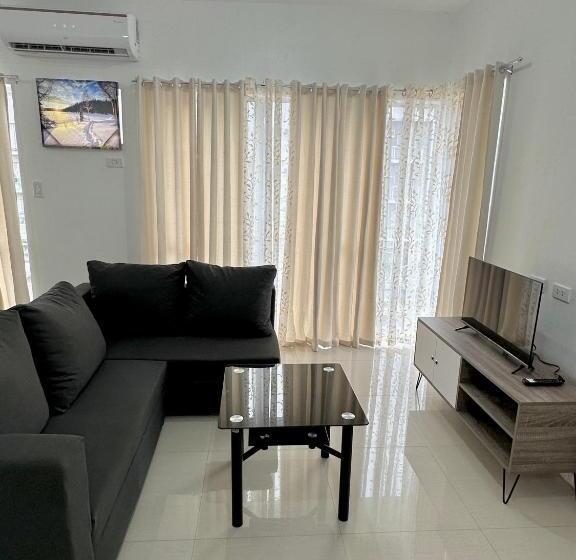 디럭스 스튜디오, Minglanilla Modena Townsquare