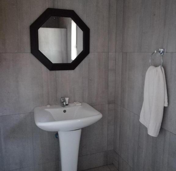 Номер Economy, Kanyane Lodge