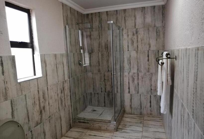 Номер Deluxe Кровать Кинг, Kanyane Lodge