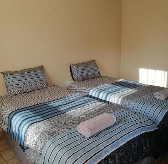 Номер Economy, Kanyane Lodge